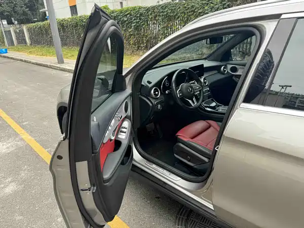 Mercedes-Benz GLC 2020