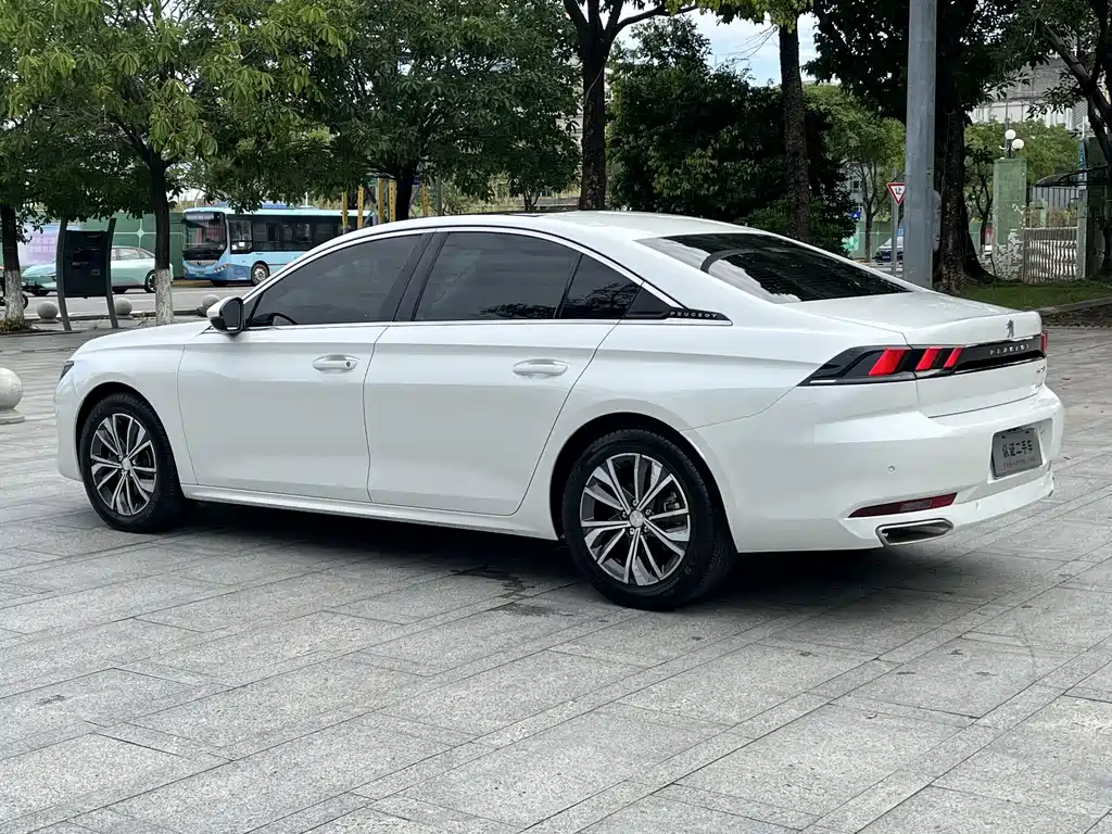 Peugeot 508 2022 — фото 4