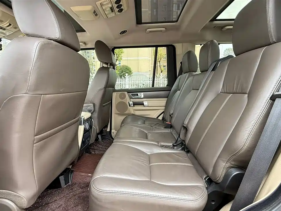 Land Rover Discovery 2013 — фото 6