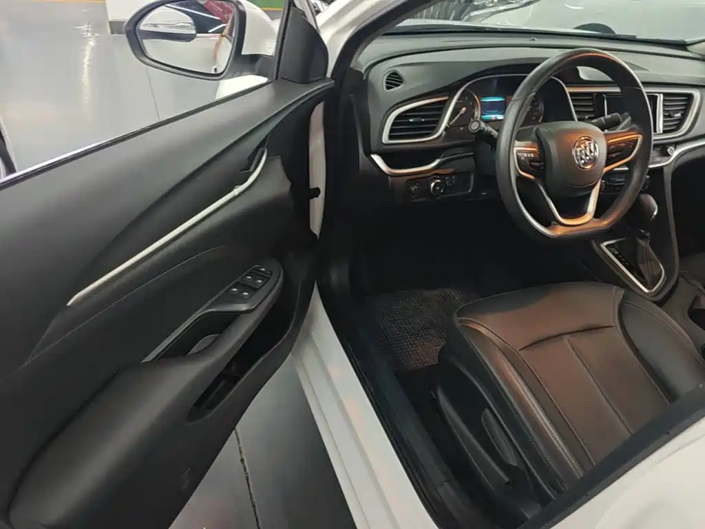 Buick Excelle 2021 — фото 16
