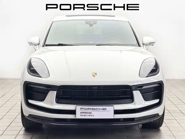 Porsche Macan 2024