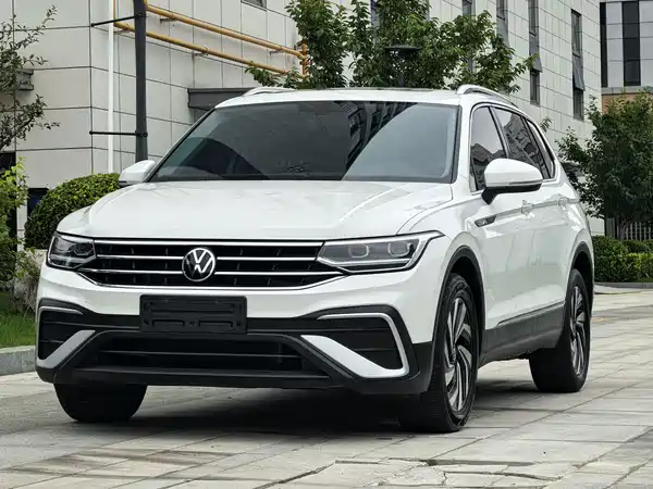 Volkswagen Tiguan L 2022