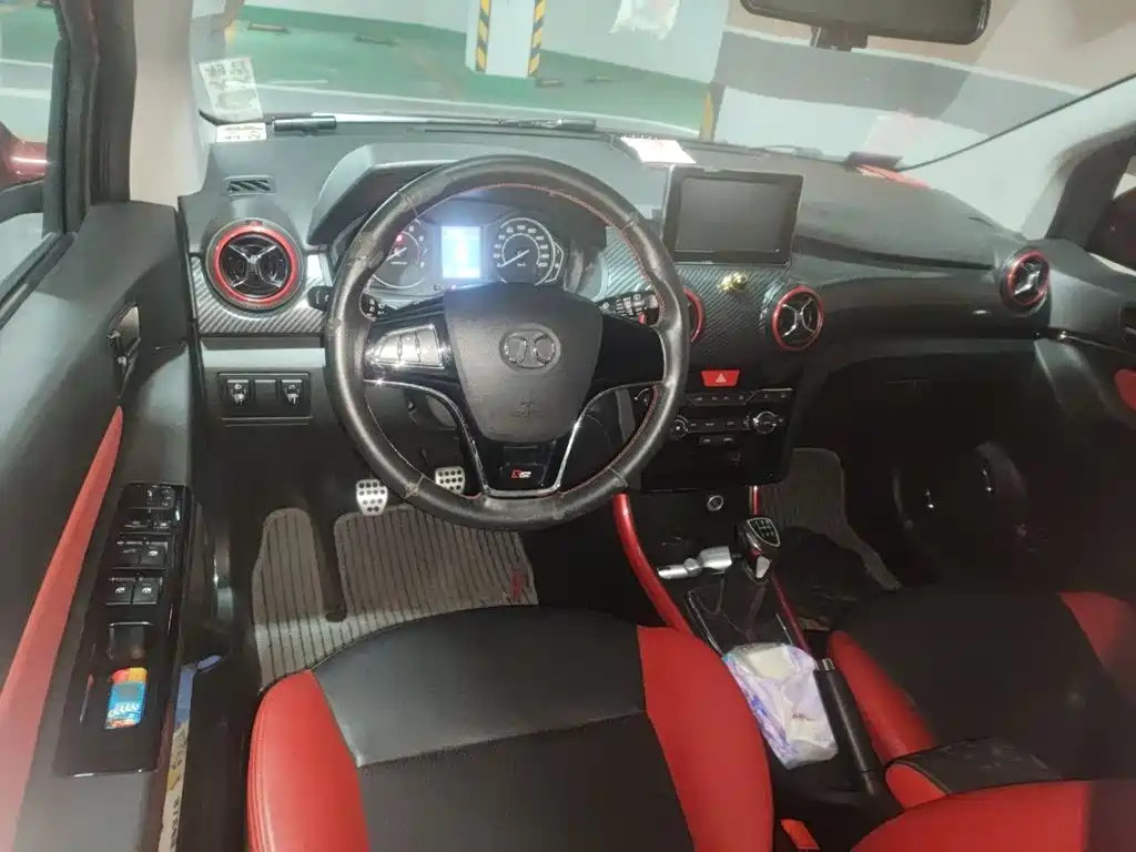 BAIC Senova X25 2016