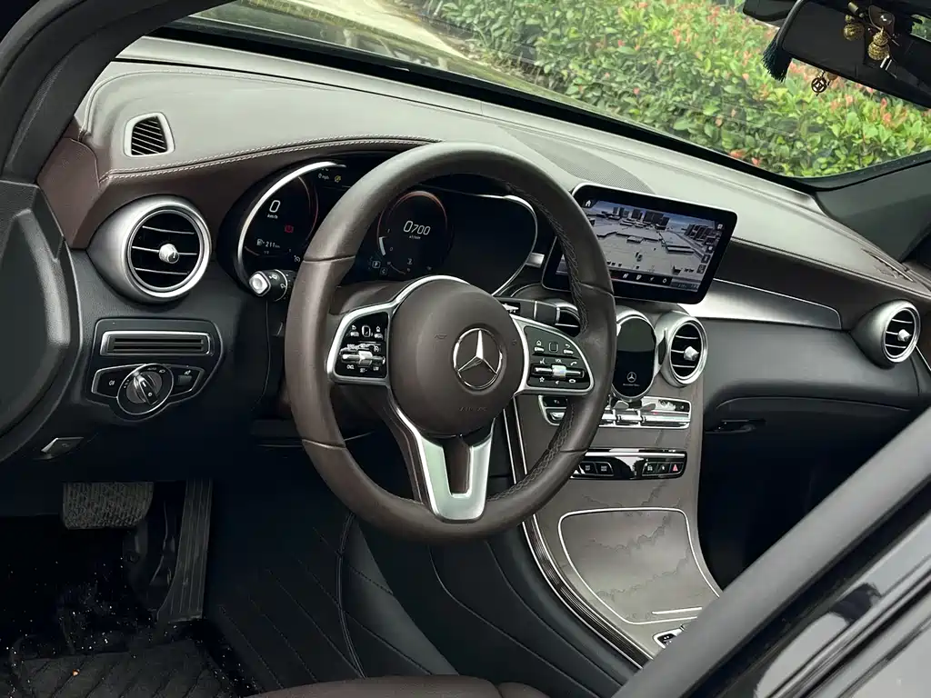 Mercedes-Benz GLC 2023 — фото 11