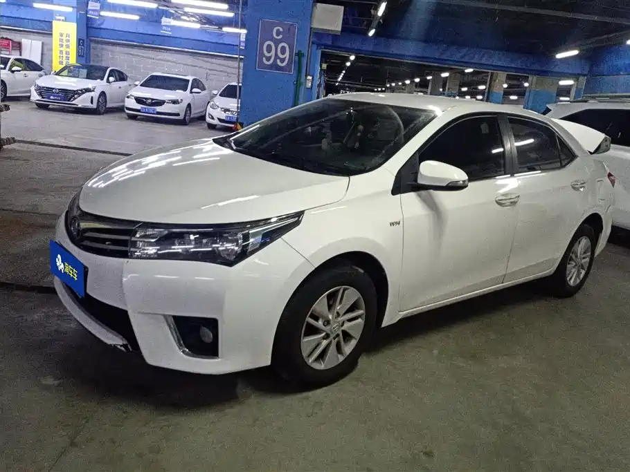 Toyota Corolla 2016 — фото 1