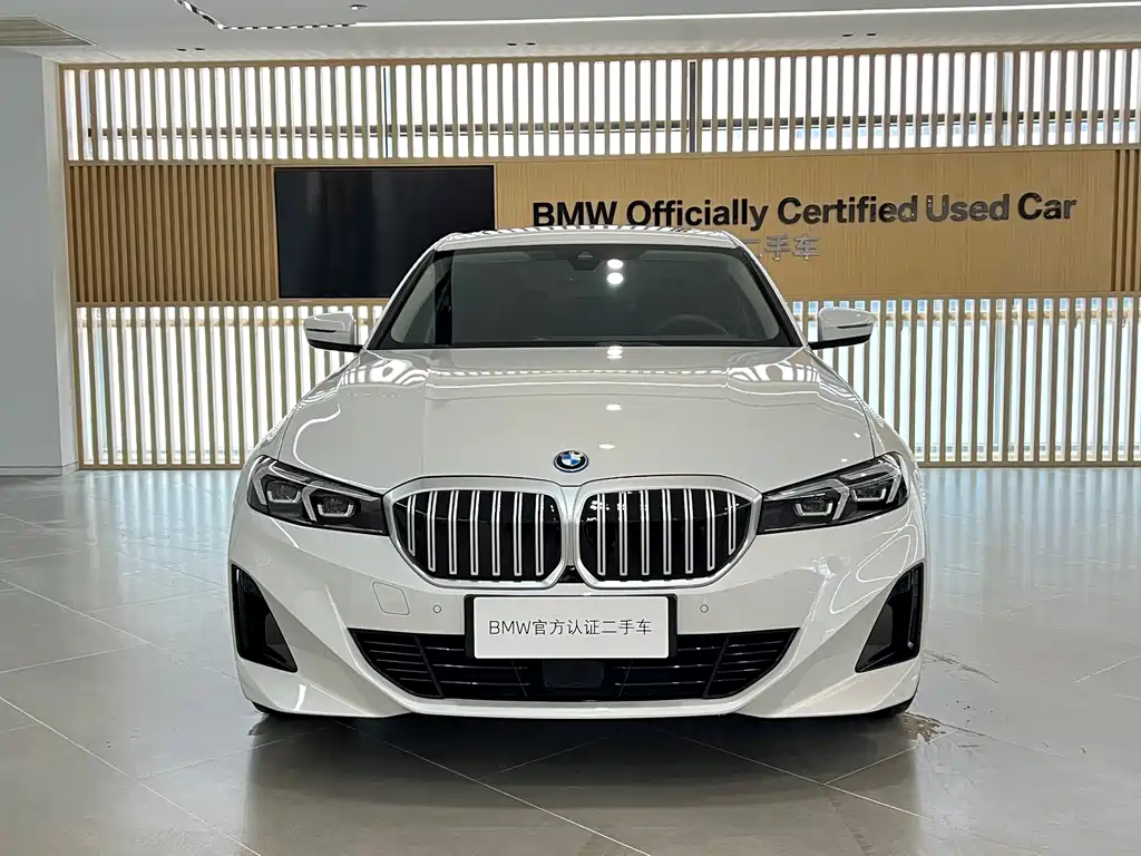 BMW i3 2025