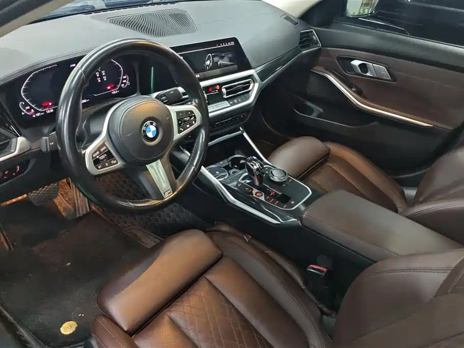 BMW 3 Series 2021 — фото 12