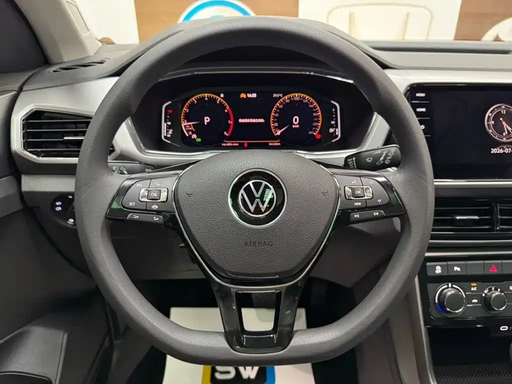 Volkswagen T-Cross 2022 — фото 11