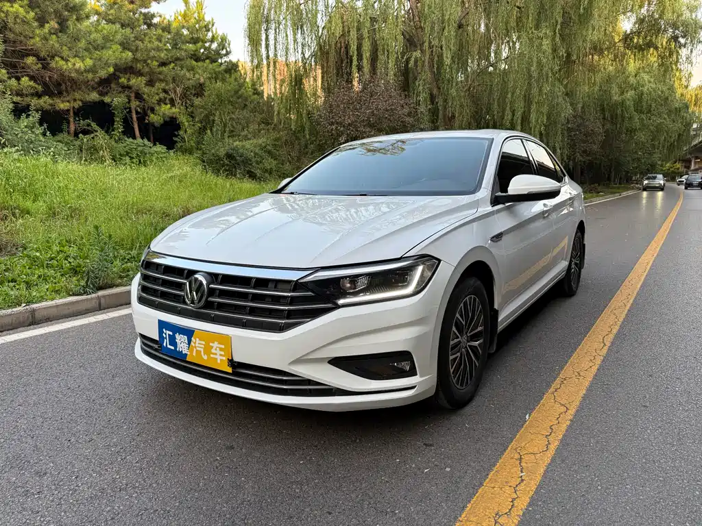 Volkswagen Sagitar 2020