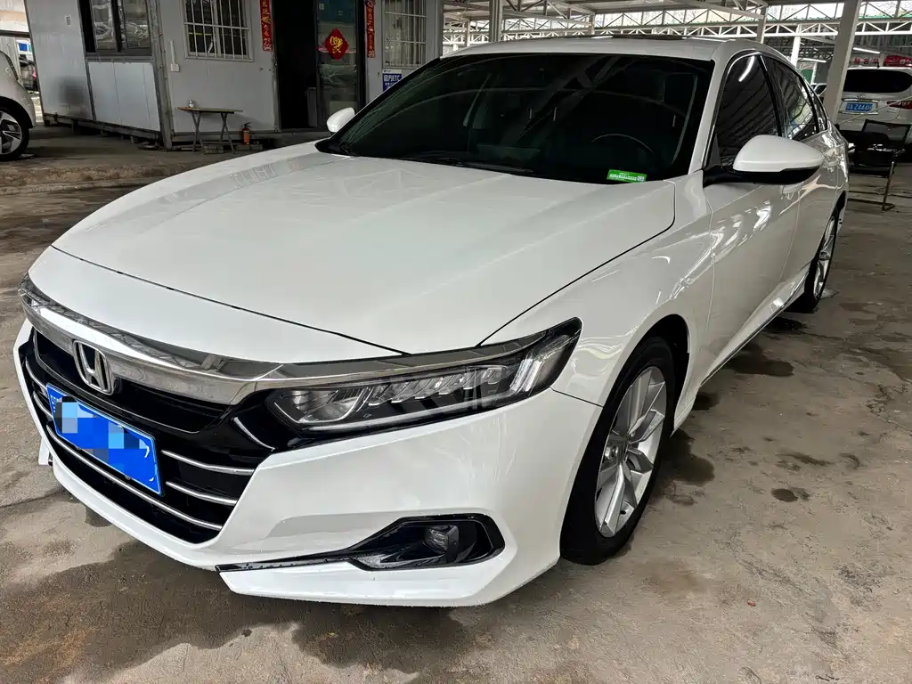 Honda Accord 2022 — фото 1