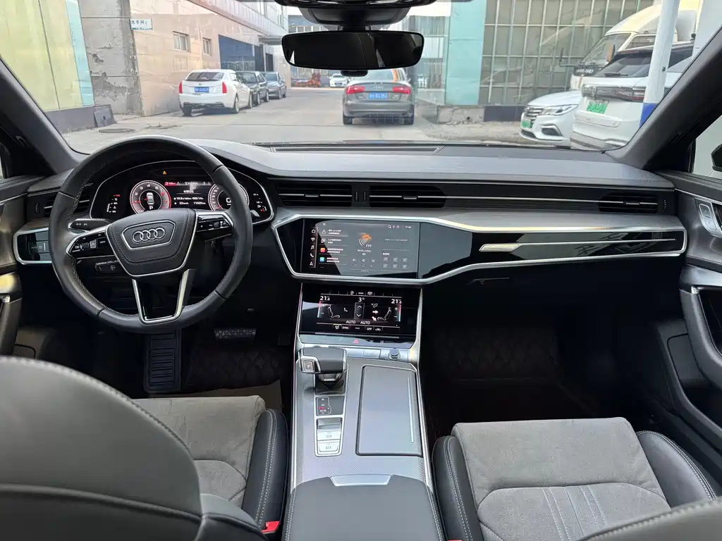 Audi A6L 2024