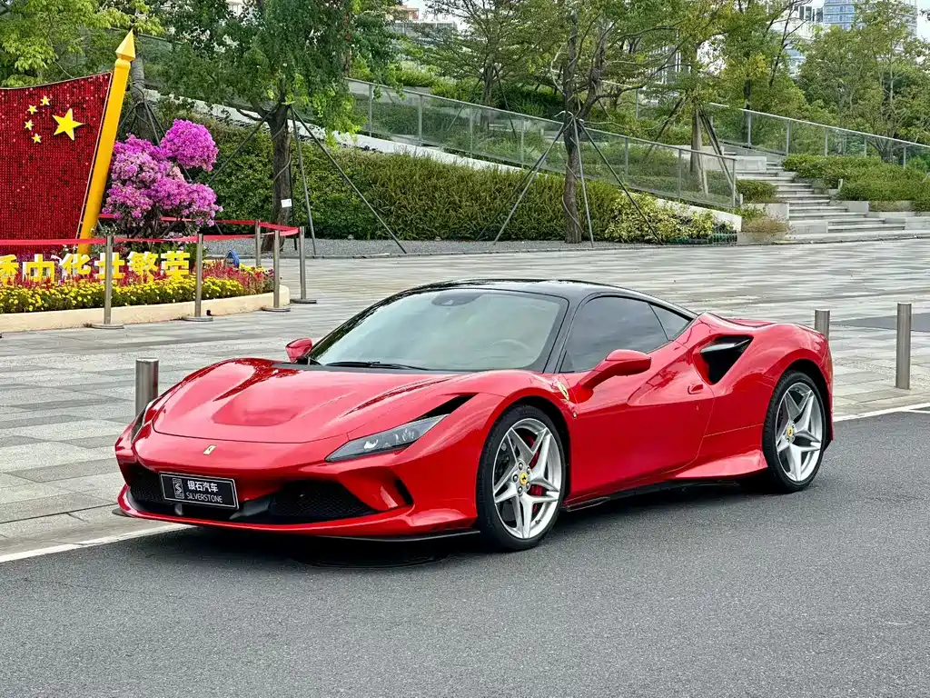 Ferrari F8 2022 — фото 1