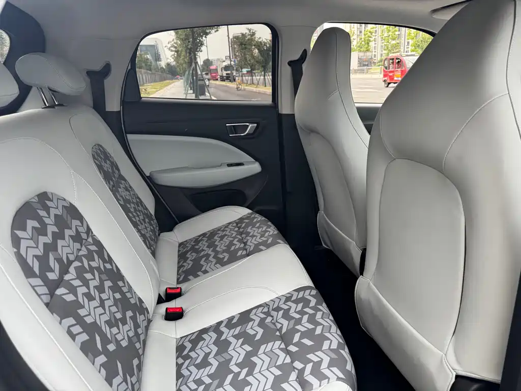Leapmotor T03 2023 — фото 13