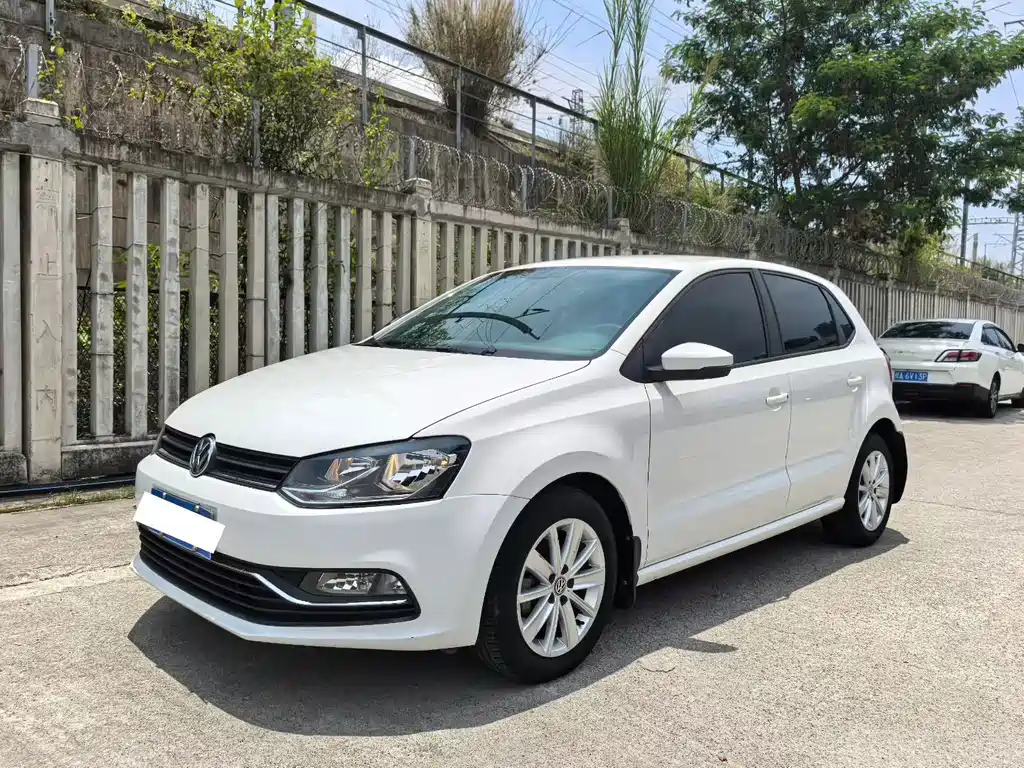 Volkswagen Polo 2016