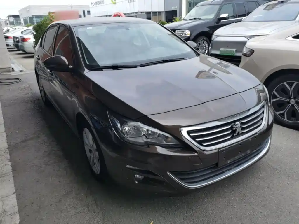 Peugeot 408 2015 — фото 4