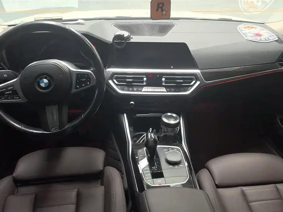 BMW 3 Series 2021 — фото 12
