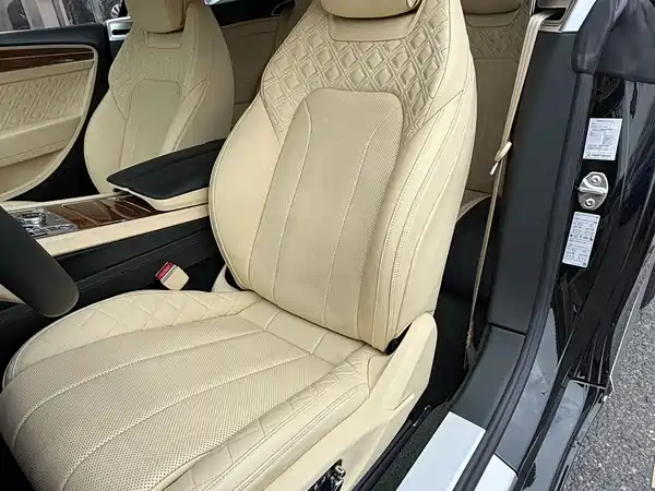 Bentley Continental 2020