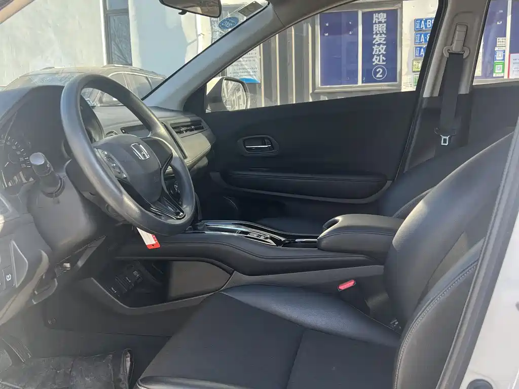 Honda Vezel 2019 — фото 4