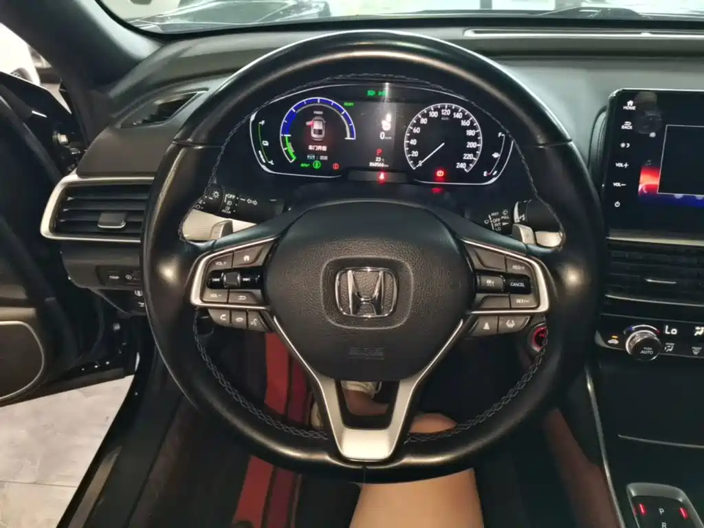 Honda Inspire 2022 — фото 11
