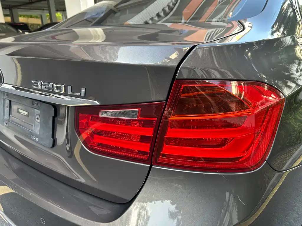 BMW 3 Series 2014 — фото 16