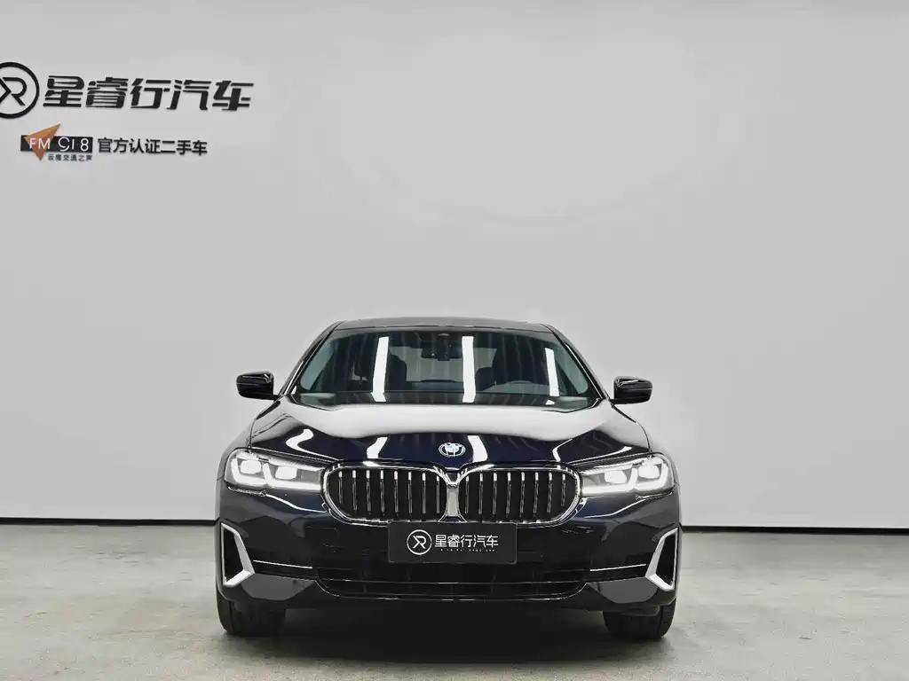 BMW 5 Series 2022 — фото 2