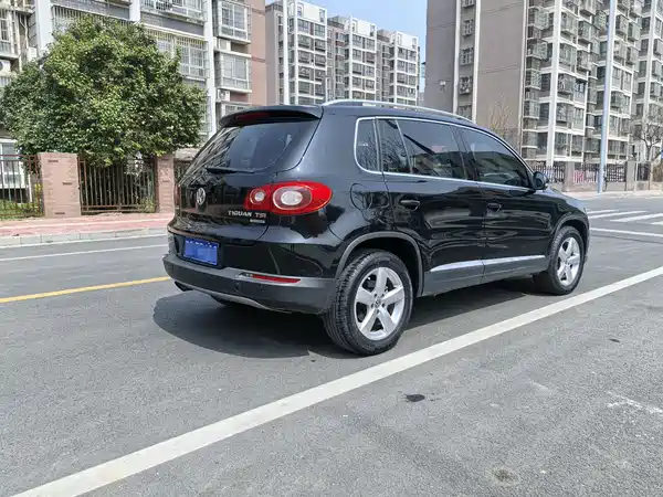 Volkswagen Tiguan 2012