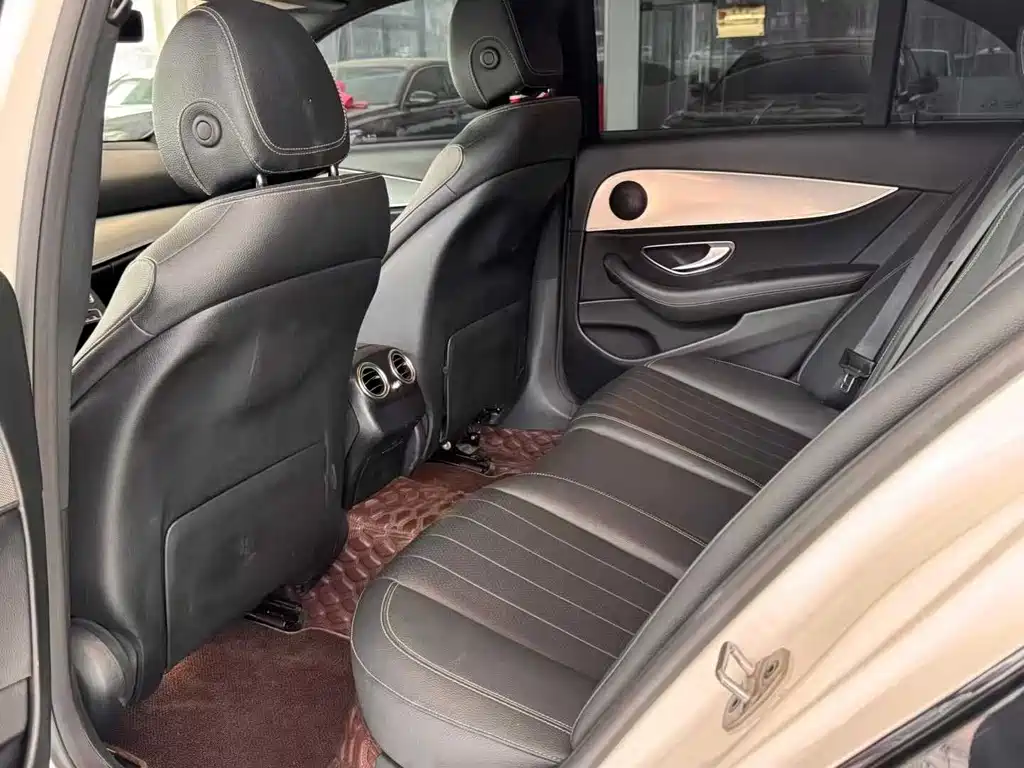 Mercedes-Benz E-Class 2020 — фото 5