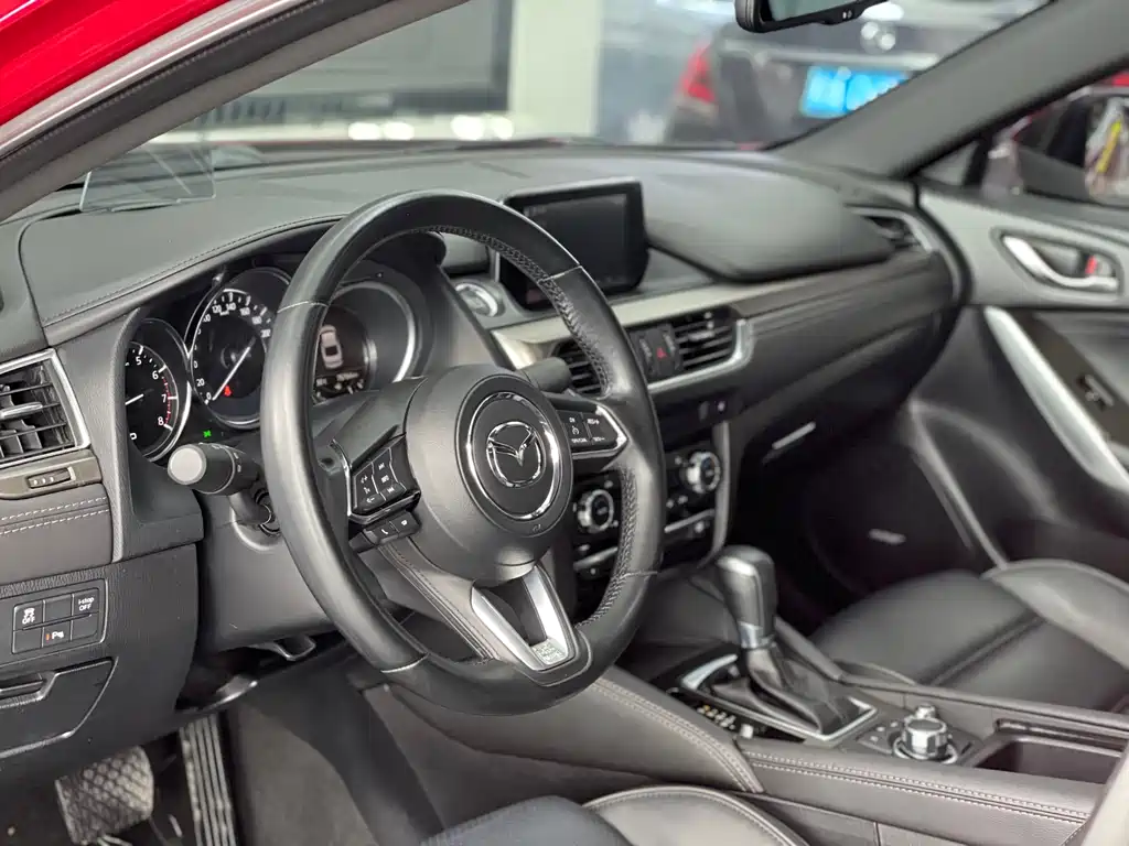 Mazda Atenza 2018 — фото 14