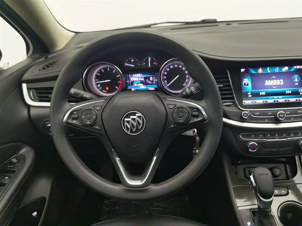 Buick Verano 2017 — фото 11