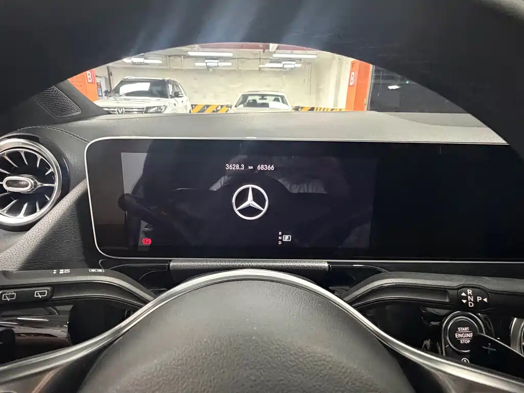 Mercedes-Benz GLA 2021