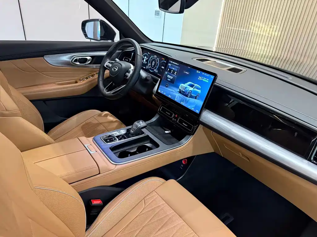 GAC Motor Trumpchi GS8 2024 — фото 10