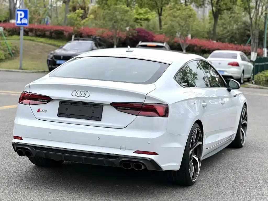 Audi S5 2019 — фото 9