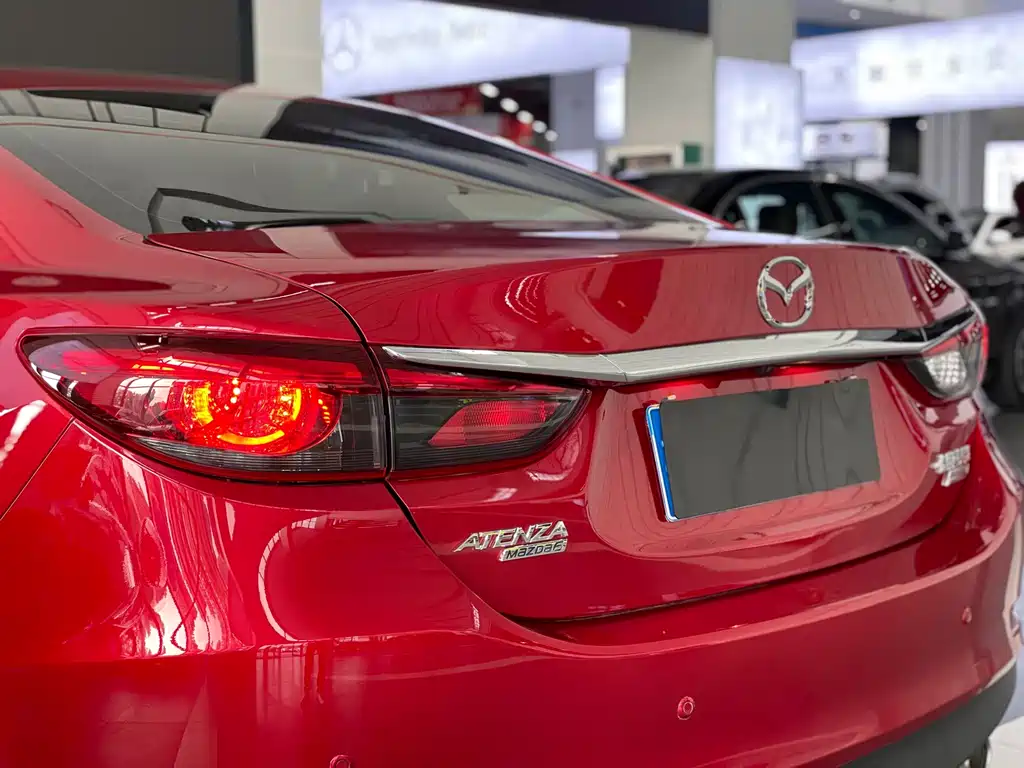 Mazda Atenza 2018 — фото 7