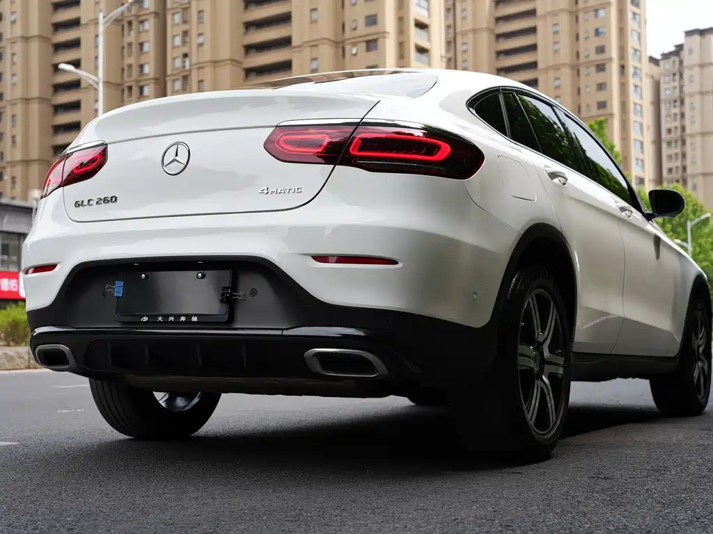 Mercedes-Benz GLC Coupe 2022 — фото 9