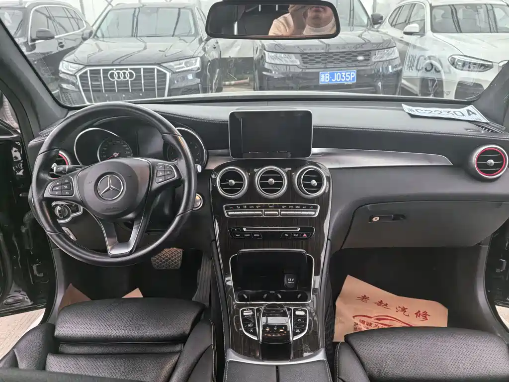 Mercedes-Benz GLC 2019 — фото 29