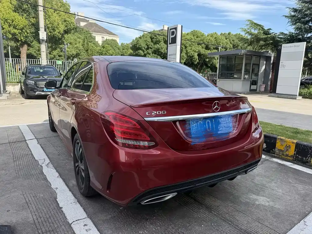 Mercedes-Benz C-Class 2018