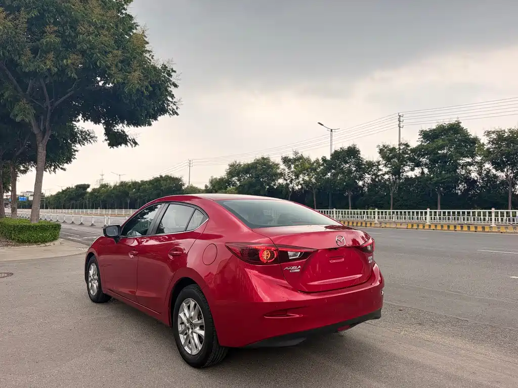 Mazda 3 Axela 2018