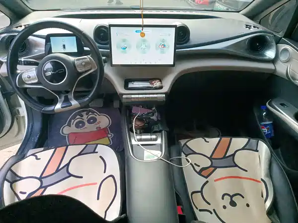 BYD Dolphin 2023