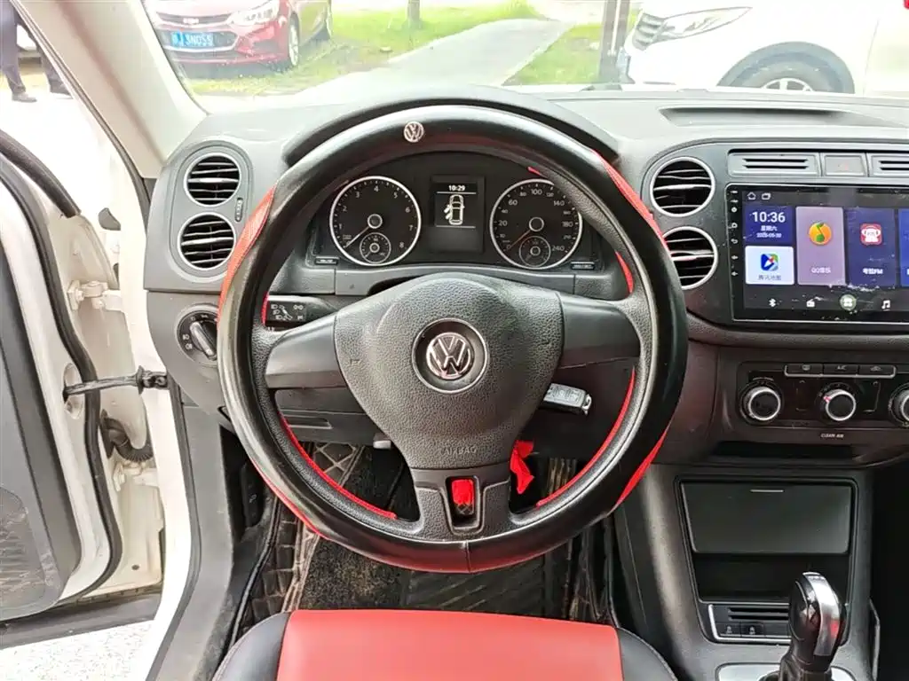 Volkswagen Tiguan 2019 — фото 11
