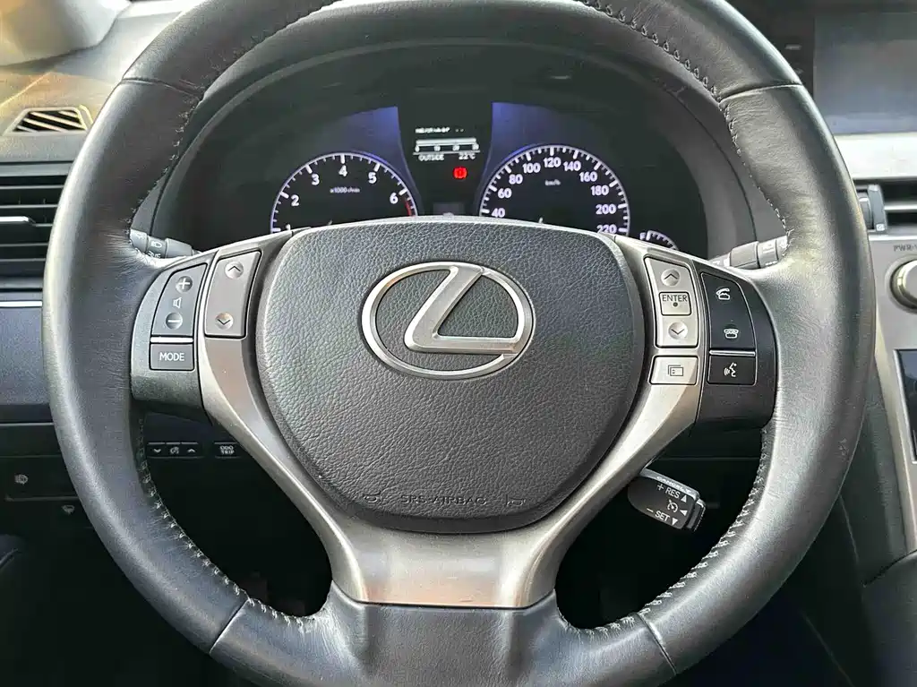 Lexus RX Classic 2015 — фото 18