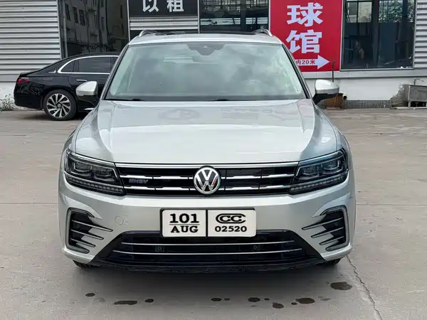 Volkswagen Tiguan L Plug-In Hybrid 2019