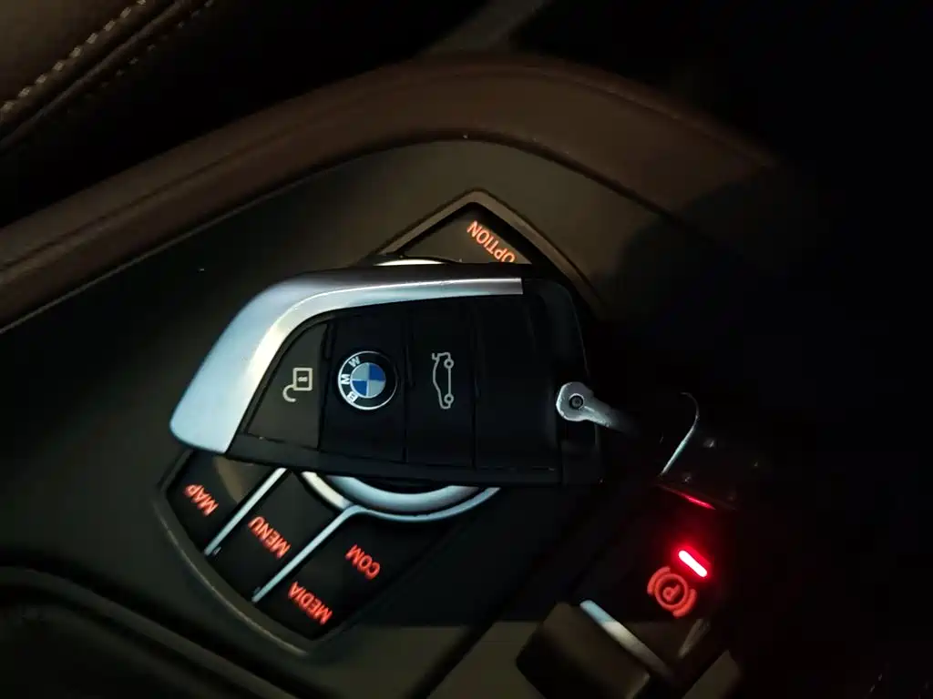 BMW X1 2021 — фото 9