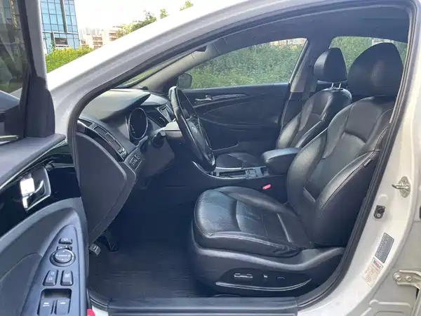 Hyundai Sonata 2014