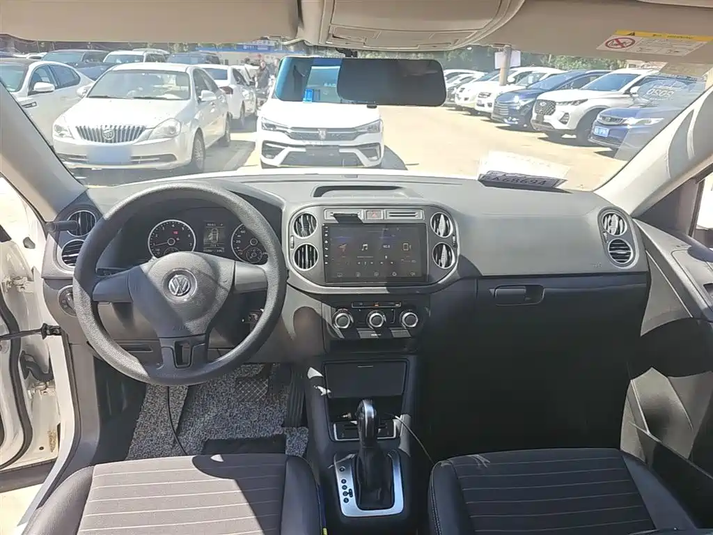 Volkswagen Tiguan 2019 — фото 10