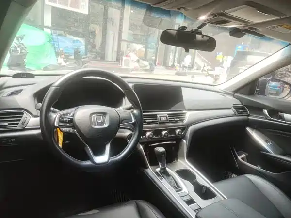 Honda Accord 2021