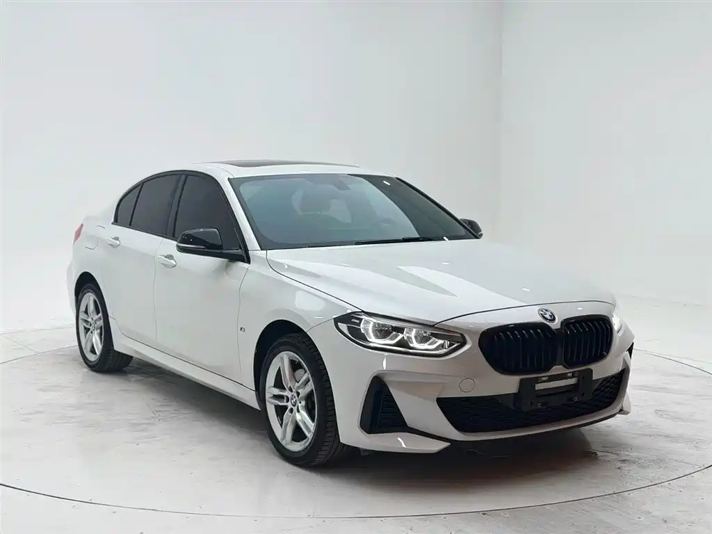 BMW 1 Series 2022