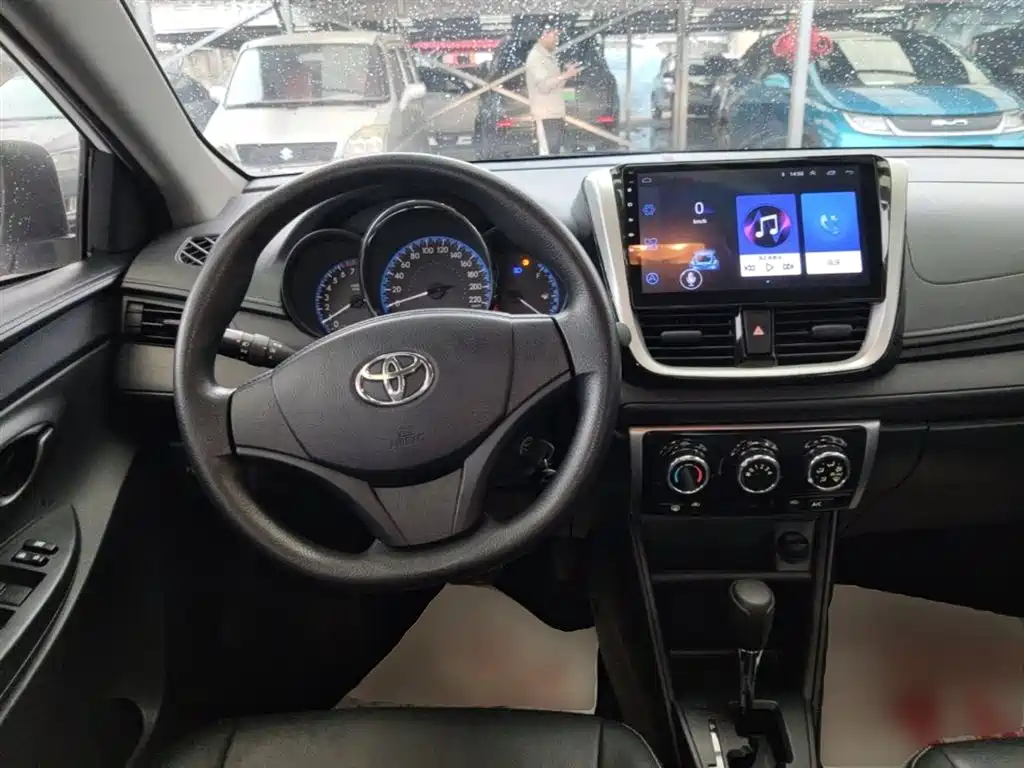 Toyota Vios 2018 — фото 7