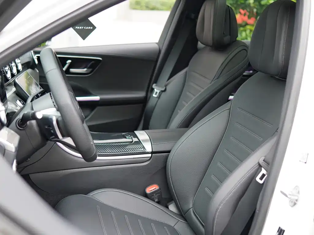 Mercedes-Benz C-Class 2023 — фото 4