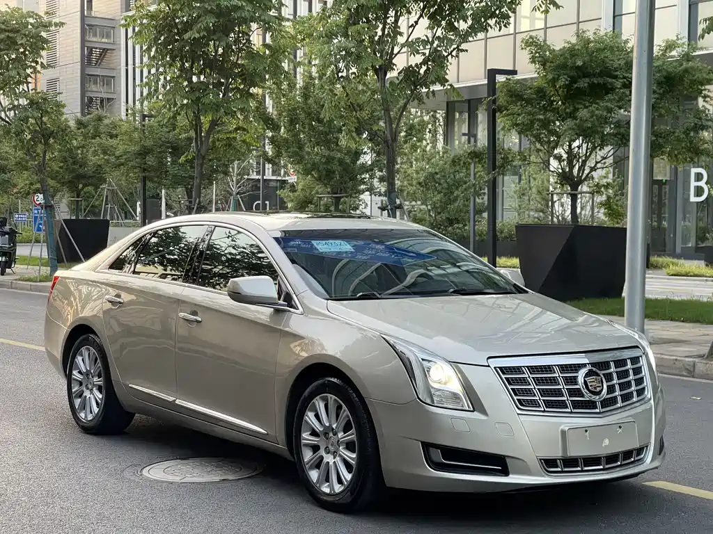 Cadillac XTS 2014 — фото 3