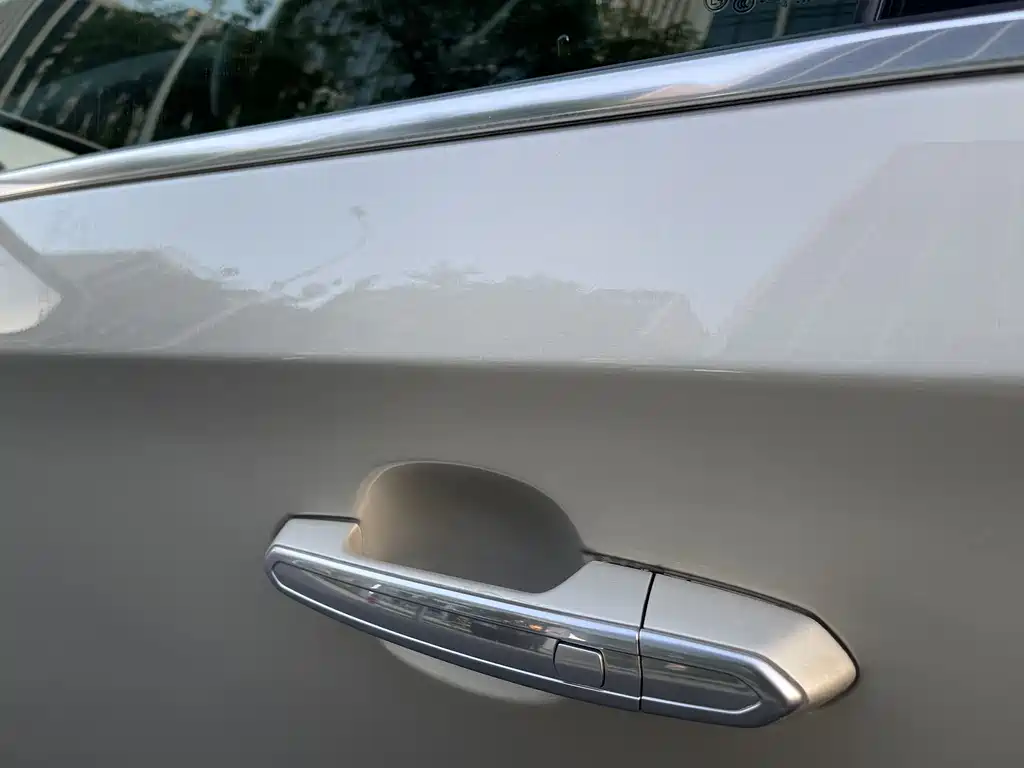 Cadillac XTS 2014 — фото 15